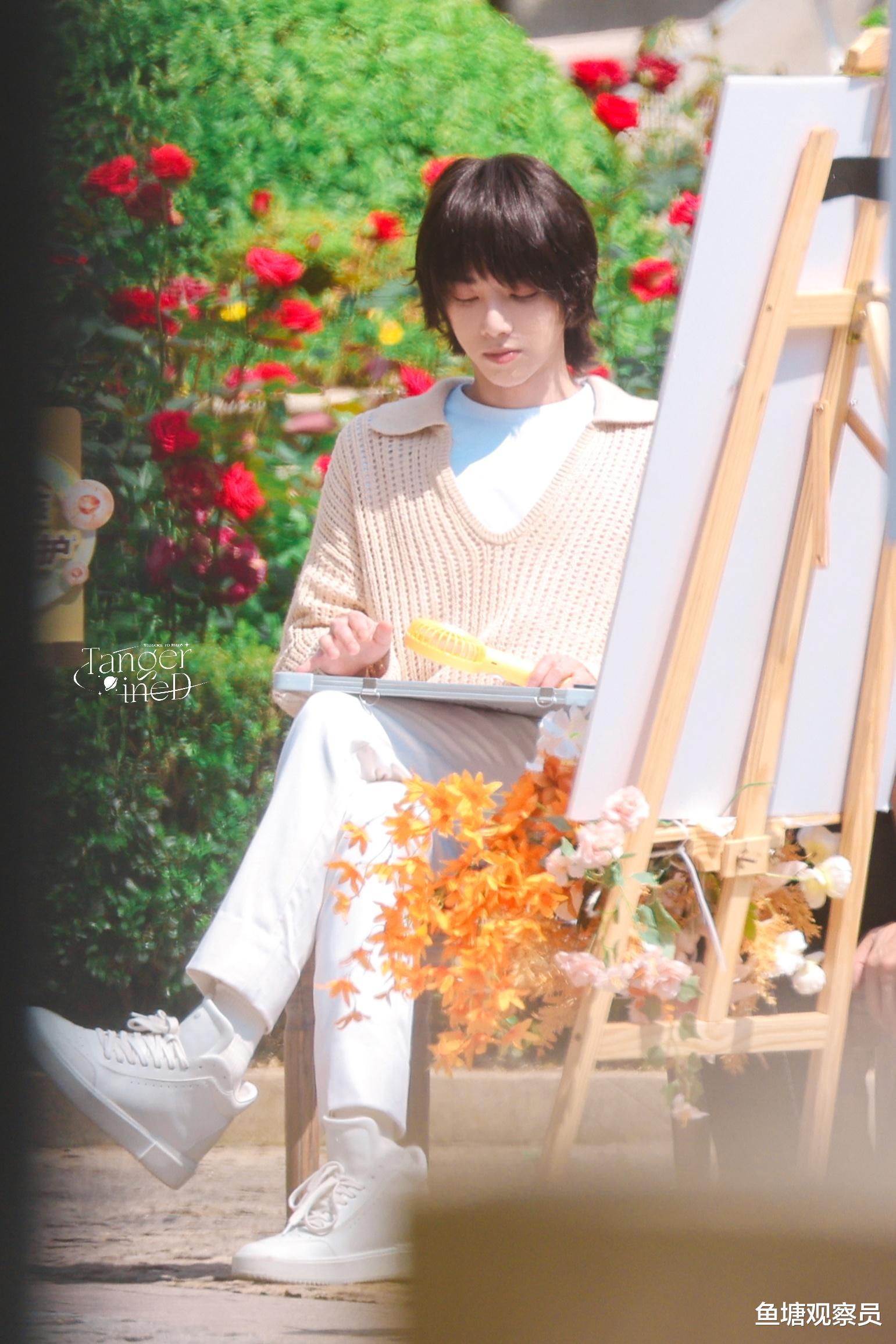 华晨宇|萌探探探案路透引关注，华晨宇造型百变气质拿捏，网友大喊我可以