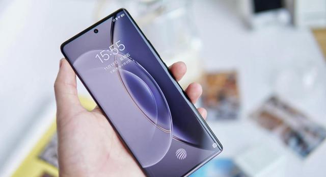 vivo X90 Pro|vivoX90Pro+对比iPhone14ProMax:优缺点很明显