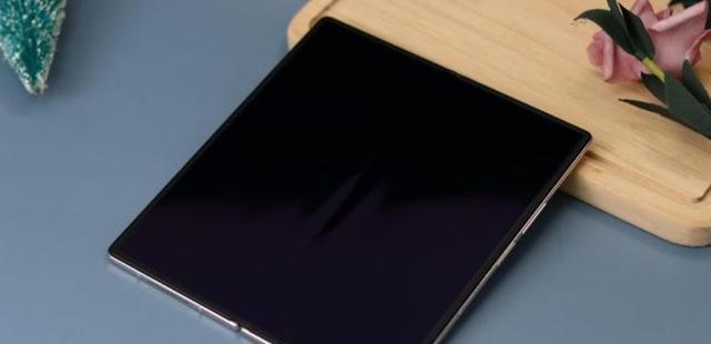 小米科技|小米MIXFold2和三星ZFold4全面对比：优缺点一目了然
