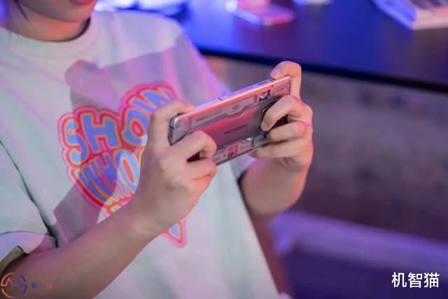 跑分|红魔7S Pro测评：多个维度的提升，不亚于一次完整迭代