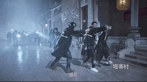 豆瓣|从豆瓣8.5跌到6.8,时隔三年,他又要靠双男主翻身了?