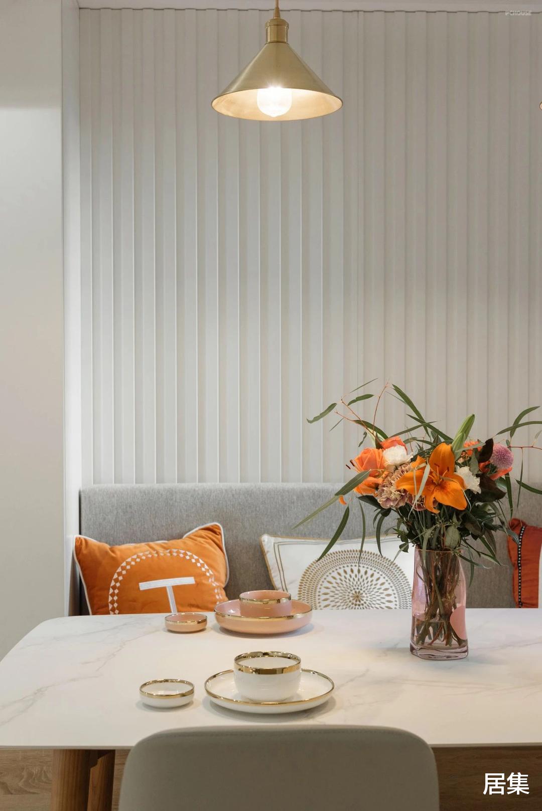 年轻夫妻加上活泼的宝宝,即使生活节奏很快,也不影响享受生活