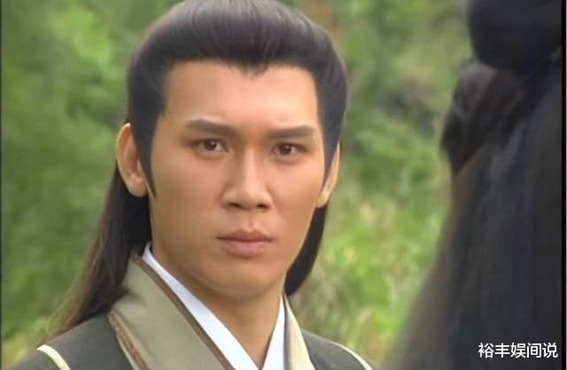 成龙|十多位老戏骨重聚！陈惠敏仍显霸气，成龙左右护法罕有同框