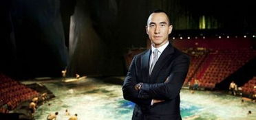 何猷龙|为赌王“手捧”遗像的何猷龙,虽然低调但并不简单,应该是继承人