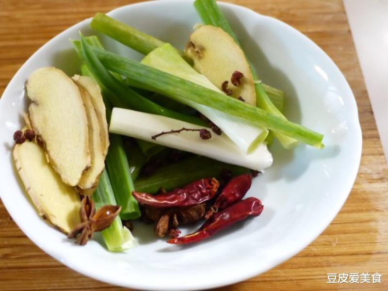 今天入伏,要注意忌嘴!建议多吃5种“黄金菜”,轻松过三伏