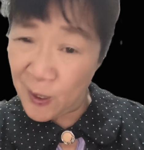 余秀华|余秀华正式复出！再提杨槠策及其粉丝，评论区感谢新男友