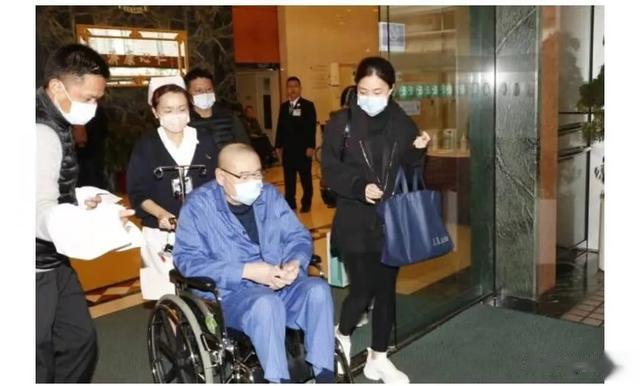 刘銮雄|浪子的晚年:71岁的“香港女星狙击手”,想要自己开号讲旧故事