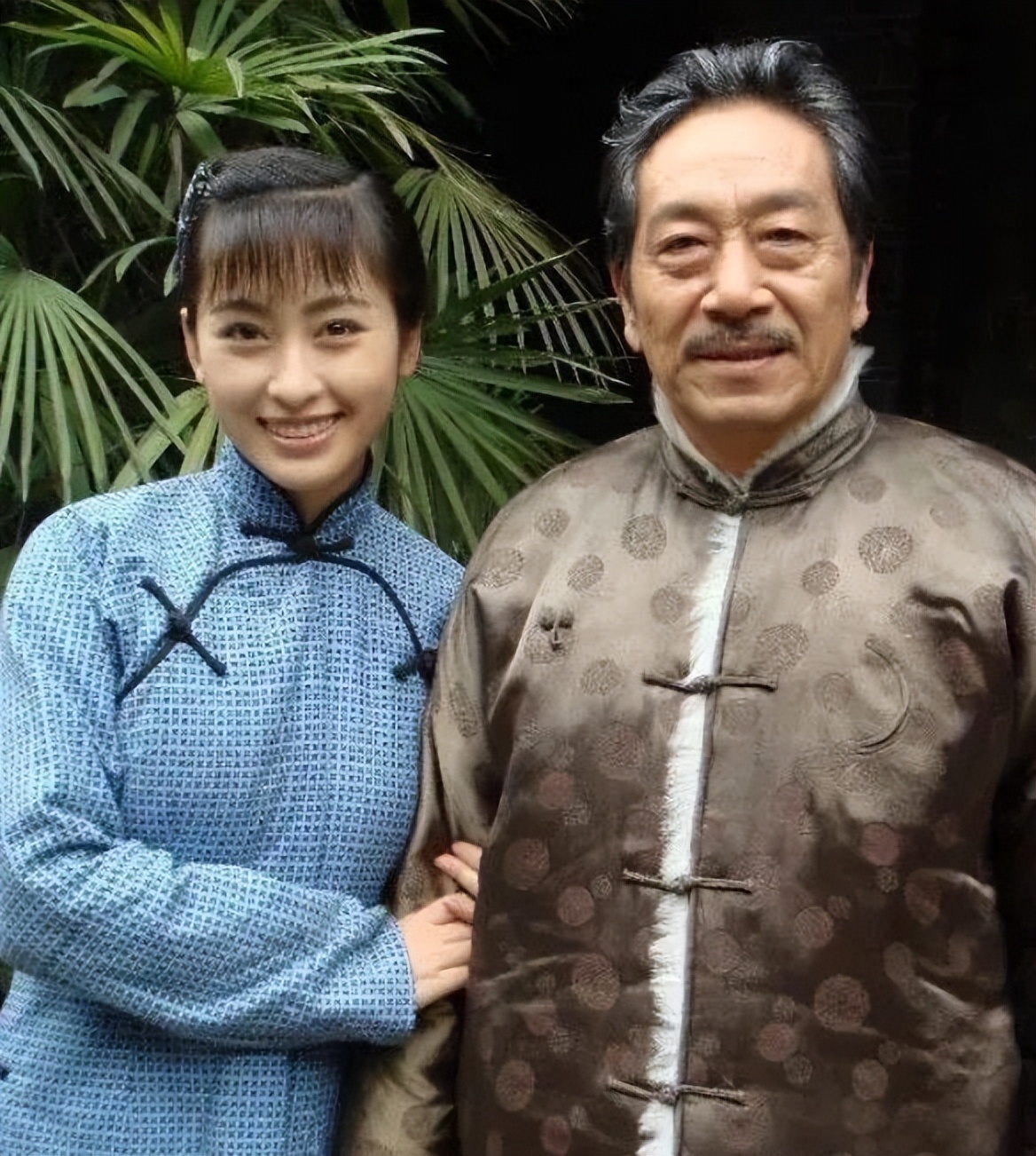 明星|娶小妻子,老来得子的7位明星,满头白发还要赚钱,是福还是祸?