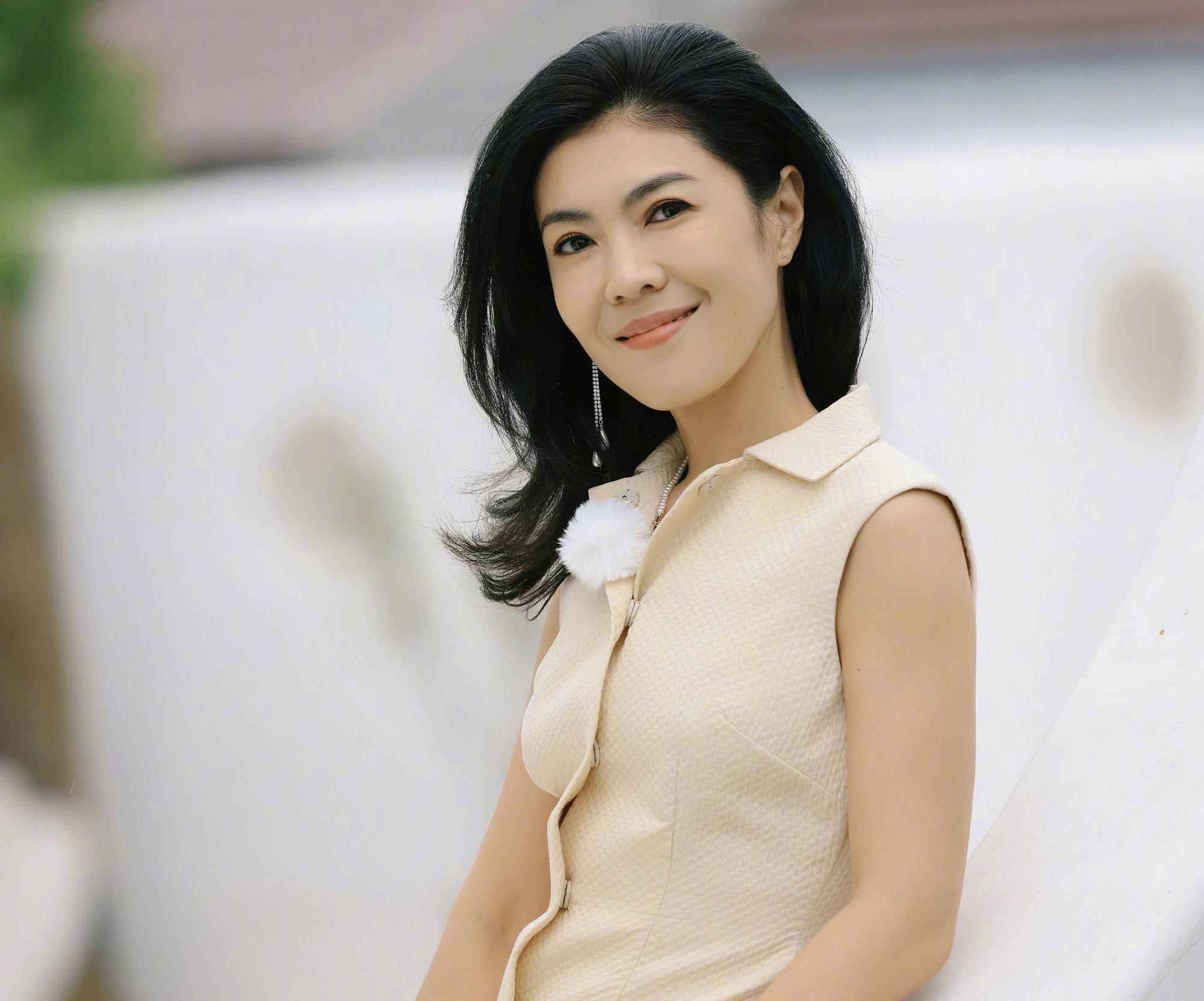 吴亦凡|当年力挺吴亦凡的3位女名人，如今都过得怎样了？