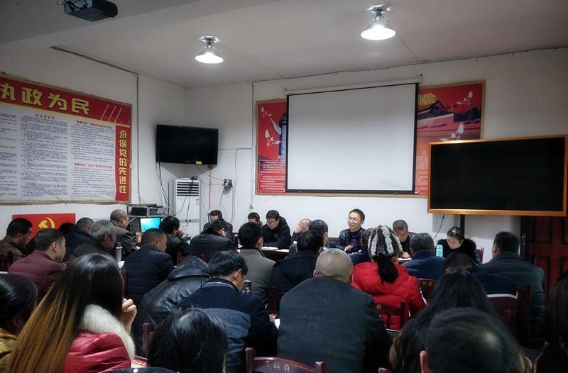 村干部迎利好,多地工资上调,到手多少?村民:不给钱也抢着干
