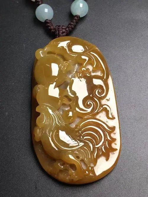 翡翠|天亮报晓的吉祥之物，翡翠鸡到底有什么寓意呢？