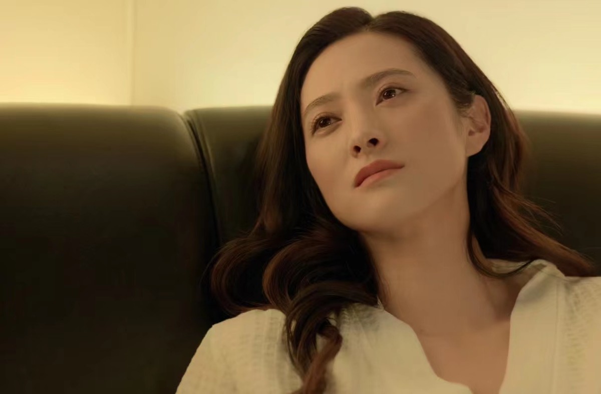 隋俊波|“郝冬梅”隋俊波大变样!皮肤白皙似少女,42岁美出新高度