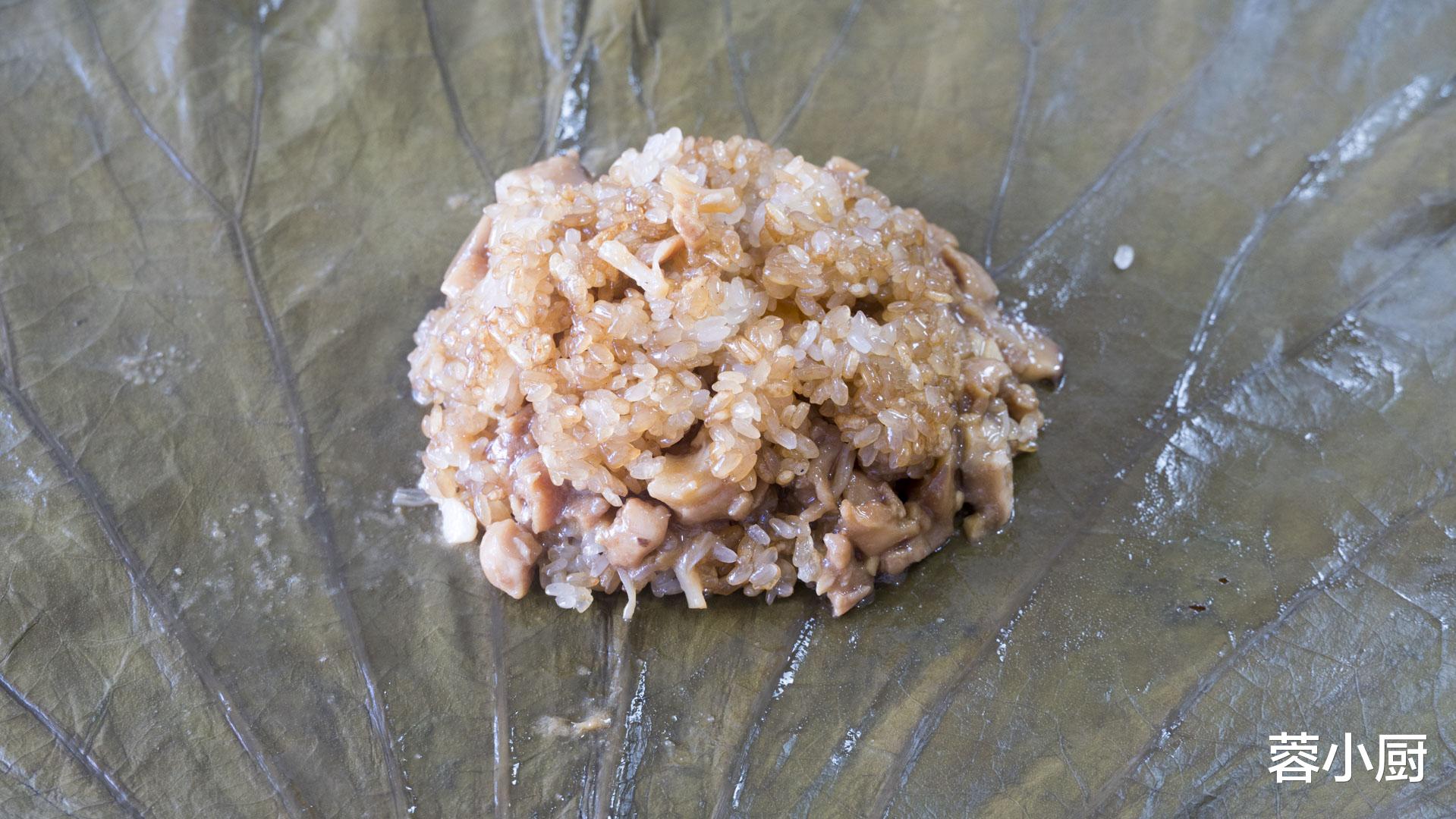 立秋润燥,饮食上可“减辛增酸”,多吃“3黄2白1红”,润肺养胃