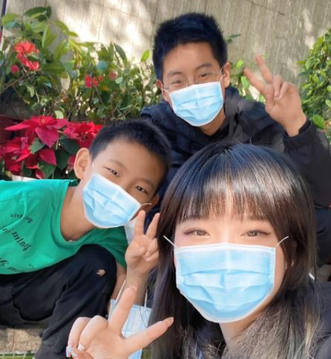 高晓松|孙卓孙悦再次开启“旅行模式”，照片随之流出，果然没少挣