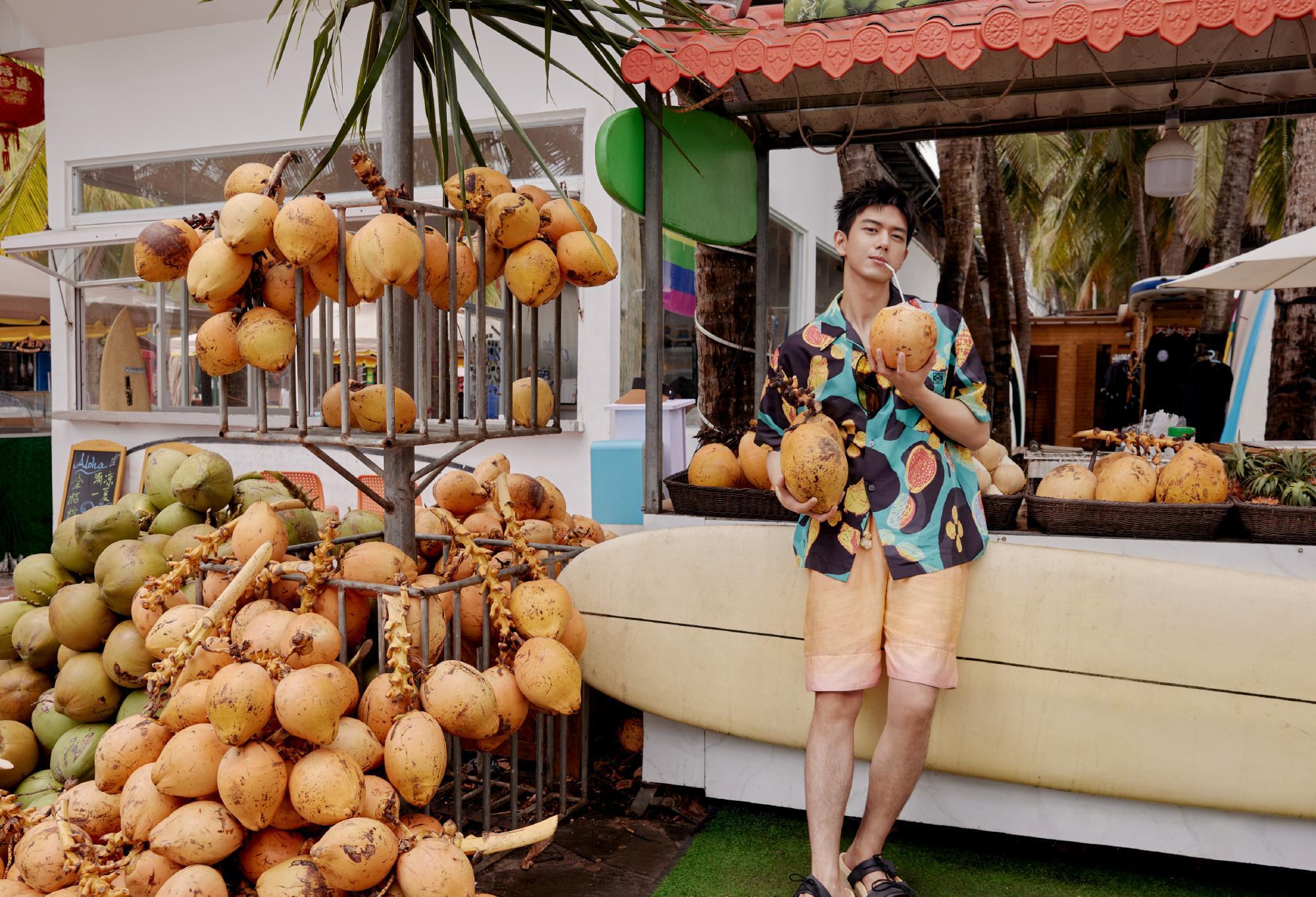 |2年没作品还能解锁9大杂志封面，李现咋成了时尚界新宠儿？