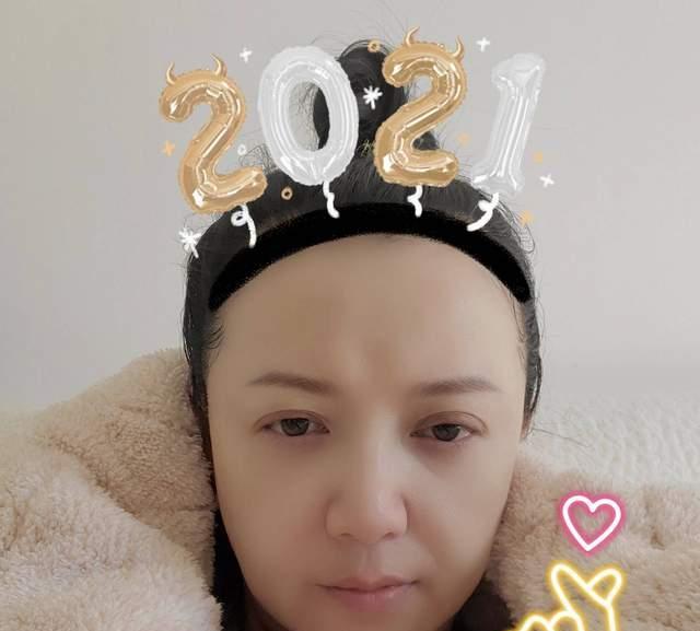 曾华倩|一代女神曾华倩，儿子身高近2米，当单亲妈妈多年至今单身