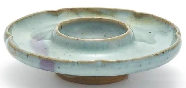 翡翠|贾宝国一真一假说瓷器(X143-仿钧窑带斑茶托)