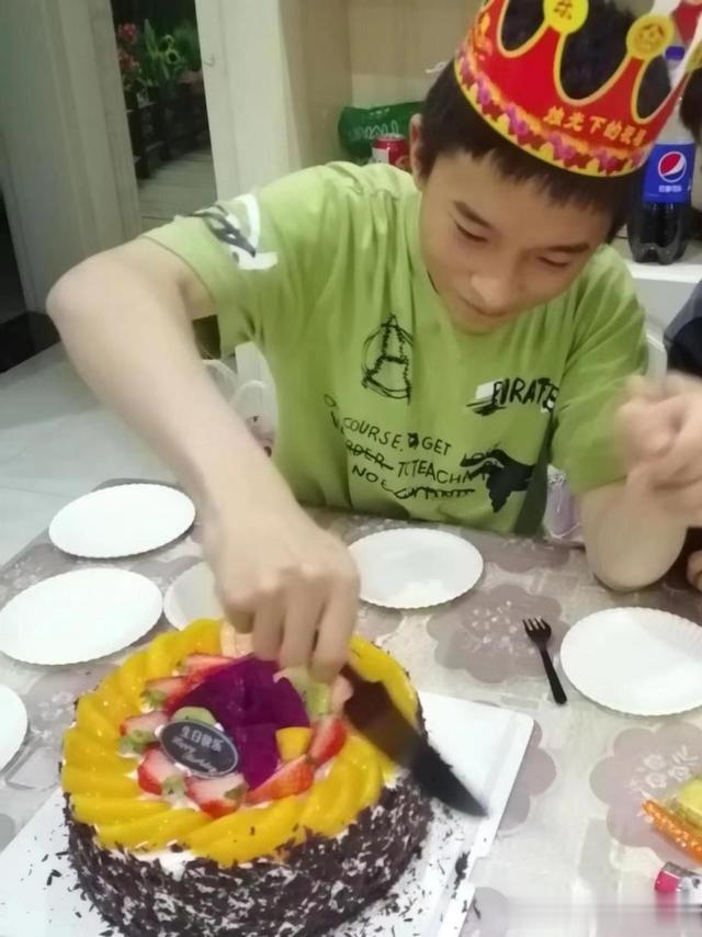 我儿子,14岁宁夏人,上个月蹊跷失踪,监控显示朝家反方向走去