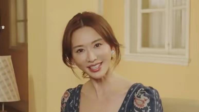 |47岁林志玲状态如少女，儿子小名曝光，大赞丈夫细心负责