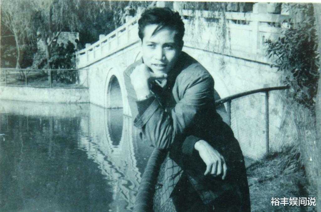 利智|李连杰87岁岳父近况曝光！定居中山生活惬意，为保护隐私拒谈女儿