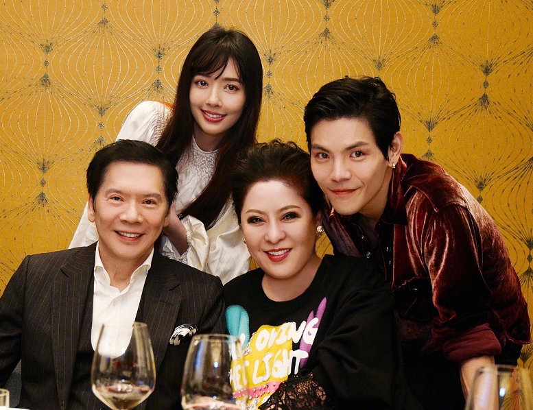 向太|向佐婚礼上向太叮嘱郭碧婷的话:不管他的缺点或优点,你都要包容