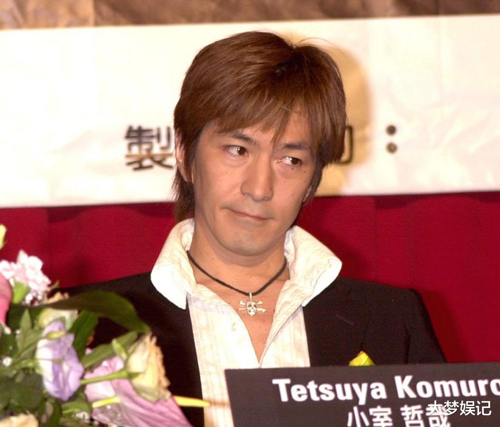 小室哲哉|小室哲哉因恋情毁形象,63岁变样网认不出:以为哪位女星