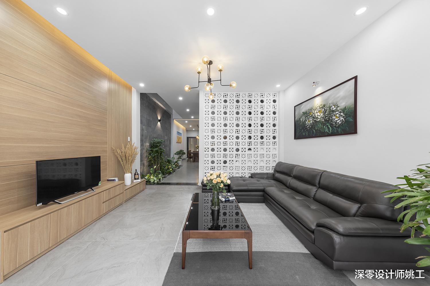 深圳市|孩子一上大学，他为了能长陪父母，坚持卖市区房回老家盖起小四层