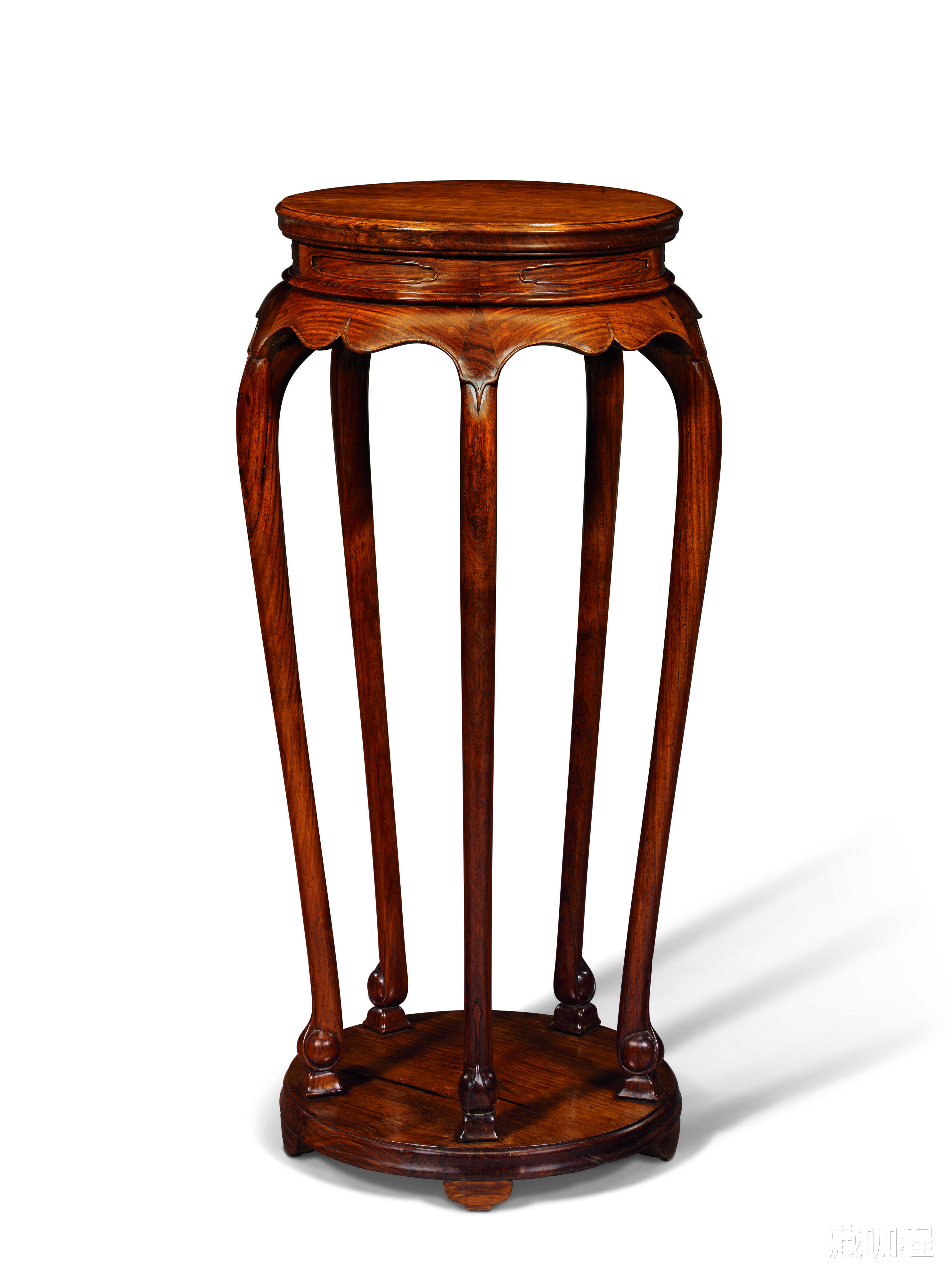 |罗汉床&素提盒,香港秋拍一大一小黄花梨家具