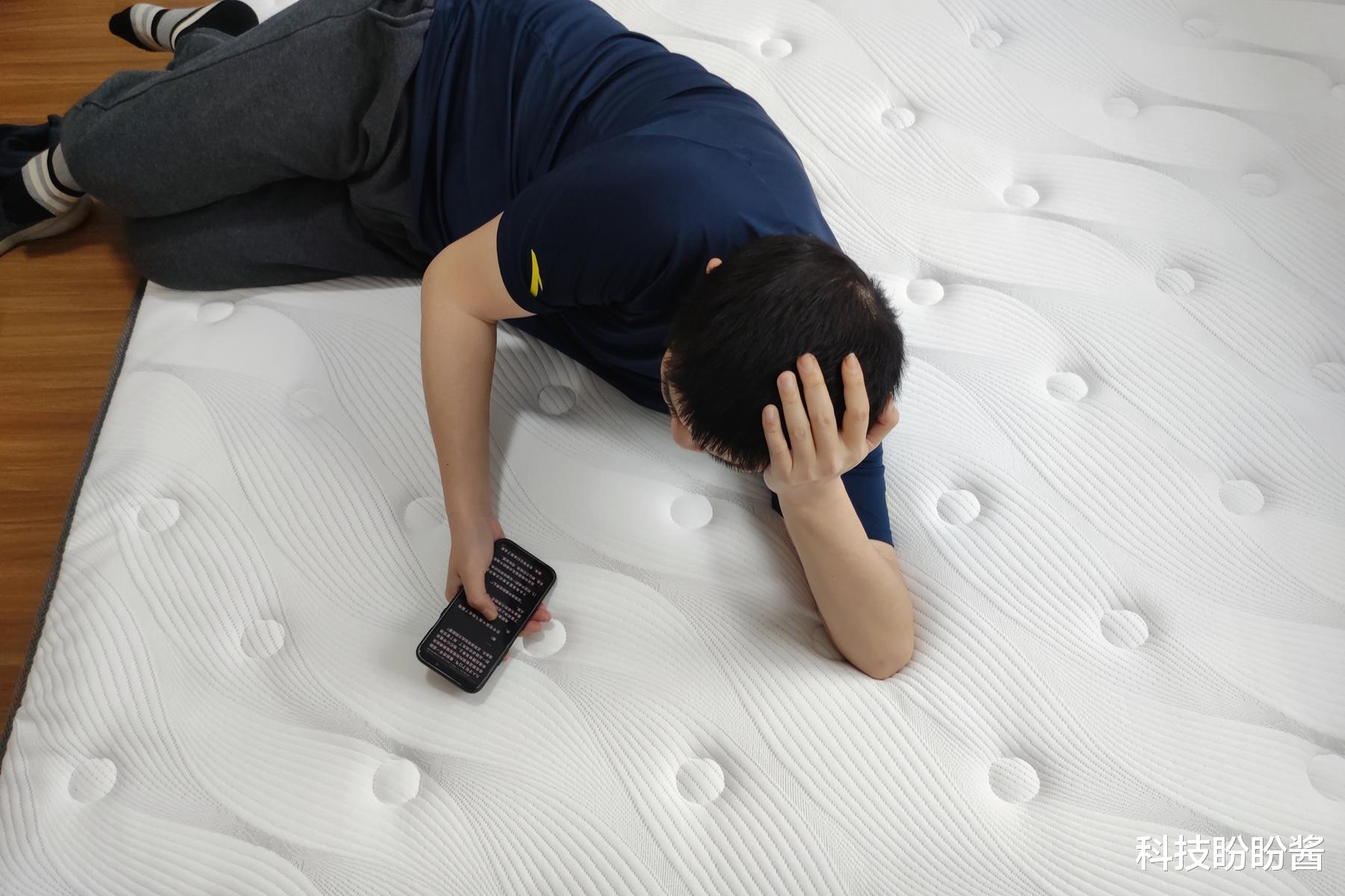 夜夜安眠，入梦香甜，AB面乳胶弹簧床垫给你一个安睡的夜