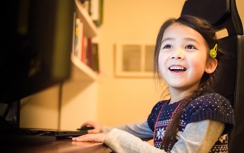 熬夜|经常熬夜会给眼睛带来的危害！