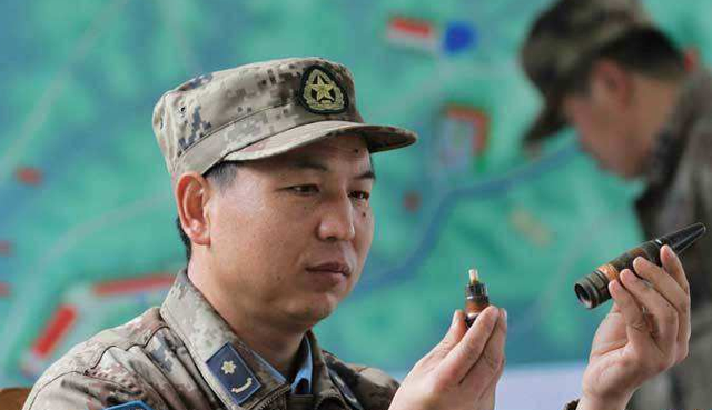 日本|直招军官公告：年薪十五万，家庭成员也有福利，高学历的不要错过