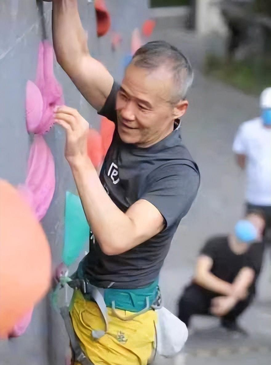 田朴珺|王石老来得女,一岁多的女儿乖巧,长大后肯定像妈妈一样是个美人