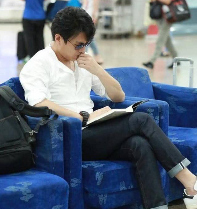 人物设定|装恩爱、装文艺、装富翁,这些戴着面具生活的明星,全都翻车了