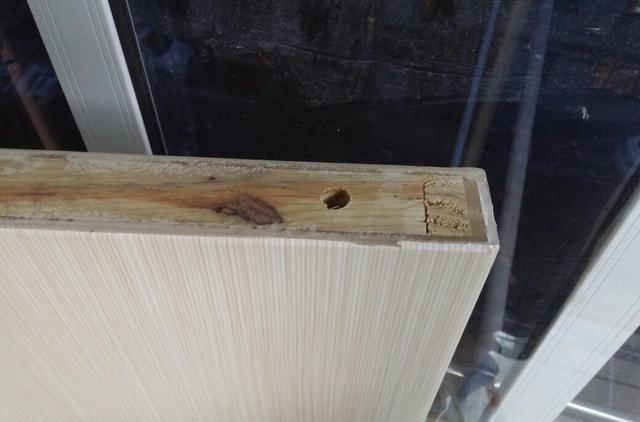 室内木门怎么选?亲自买过才知道:不能光看外观,3个地方更重要