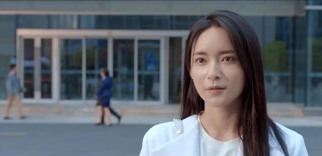 心居|《心居》对农村和穷人抱有偏见？冯绍峰孙安可饰演的配角让人生厌