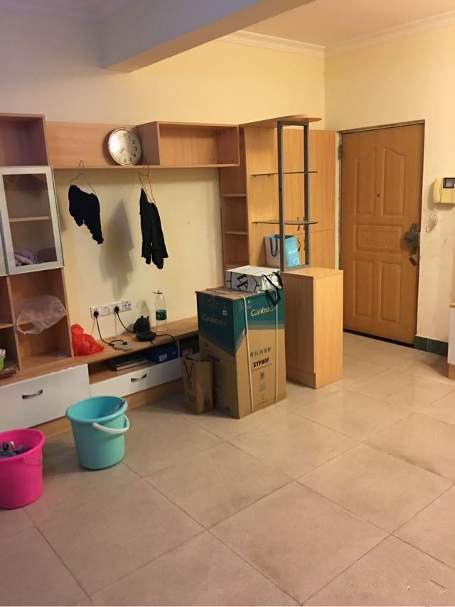 漂泊10年终于买了套二手房,婆婆和老公竟嫌装修太差!