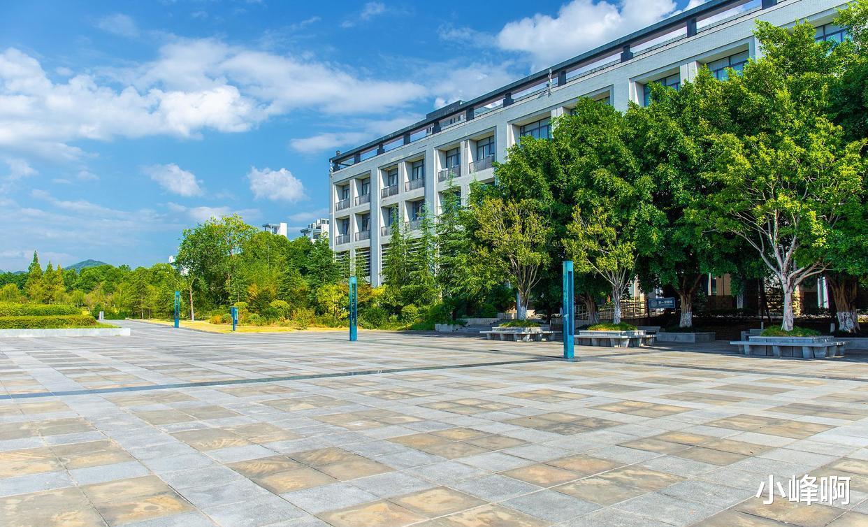 中国医科大学|中国医科大学博士，找工作如何选省医院、省医科大学还是民营医院