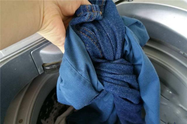 滚筒洗衣机|买洗衣机注意“4看4不看”,再有钱,也不能当“冤大头”