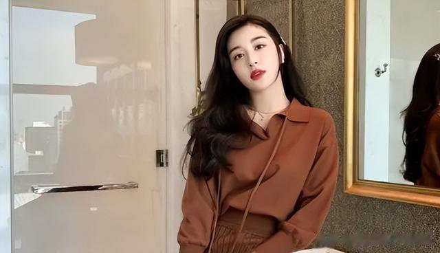 黄晓明|屡次被传与黄晓明恋爱后,叶珂否认与黄晓明聚餐:全是张冠李戴