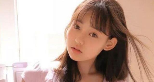 医院|女孩的首次“例假”黄金年龄是几岁？为了孩子，建议家长提前了解