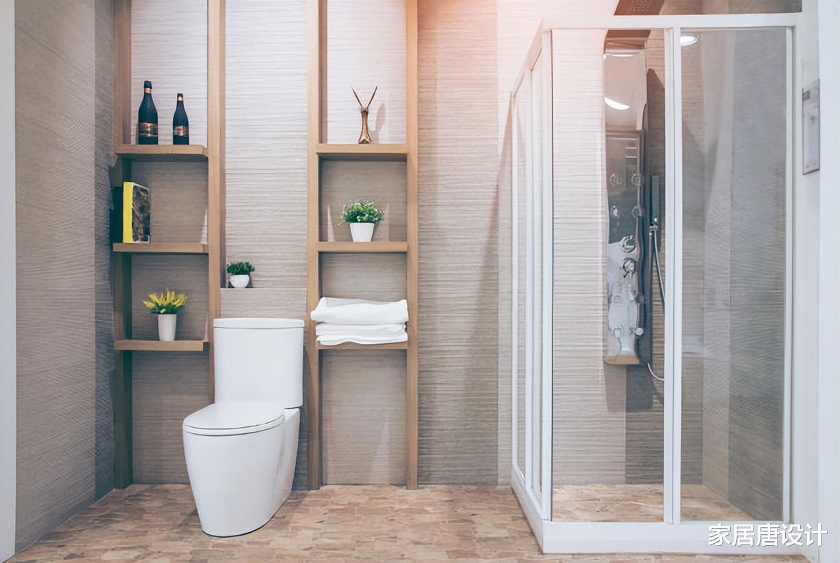 卫生间太小只能放下马桶?日本主妇教你,将5㎡变成10㎡!