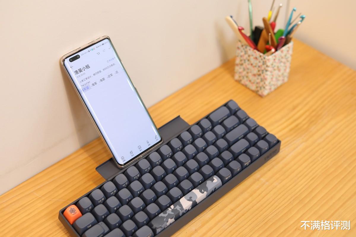 编程|笔记本键盘不好用，换Lofree洛斐小翘机械键盘，终于不再忍受折磨