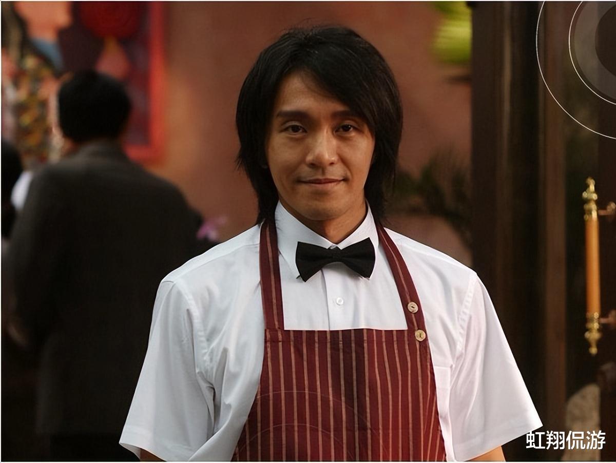 黄子华|香港又多了一个喜剧大王，黄子华用了三十年的时间，终于超越了周星驰的喜剧票房！