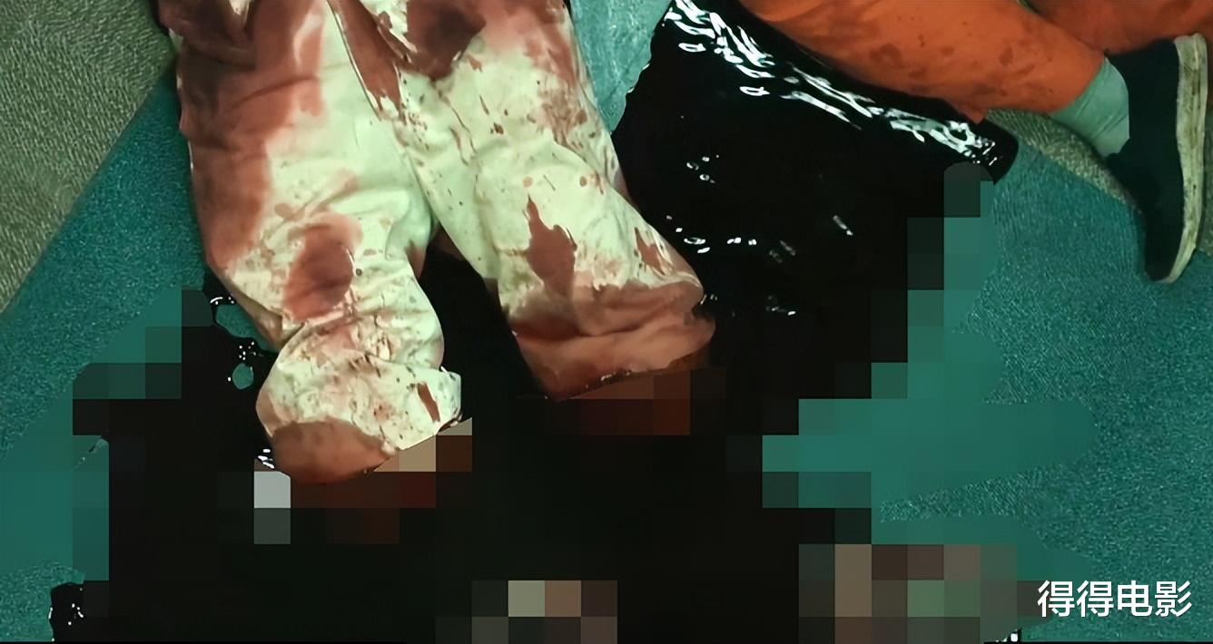 狼狩猎|从头杀到尾,光血浆就用了好几吨,韩国片这部19禁炸了