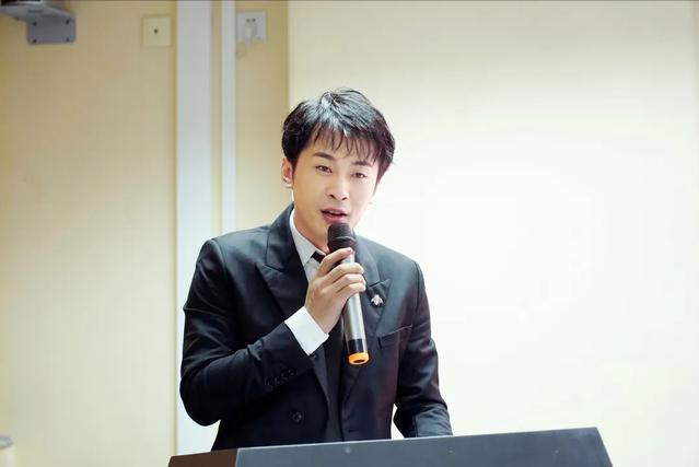 创业|辛巴宣布退网!直播电商助力乡村振兴,曾创业失败欠债几十万?