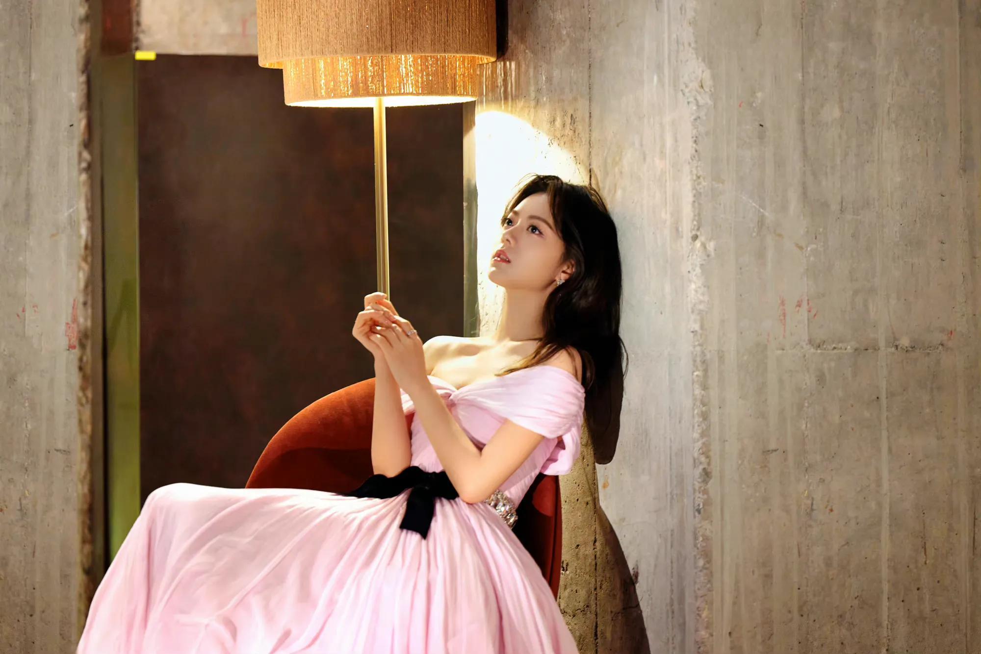 古力娜扎|视听盛典女星造型出炉:赵丽颖绝美,娜扎有气质,毛晓彤最可爱