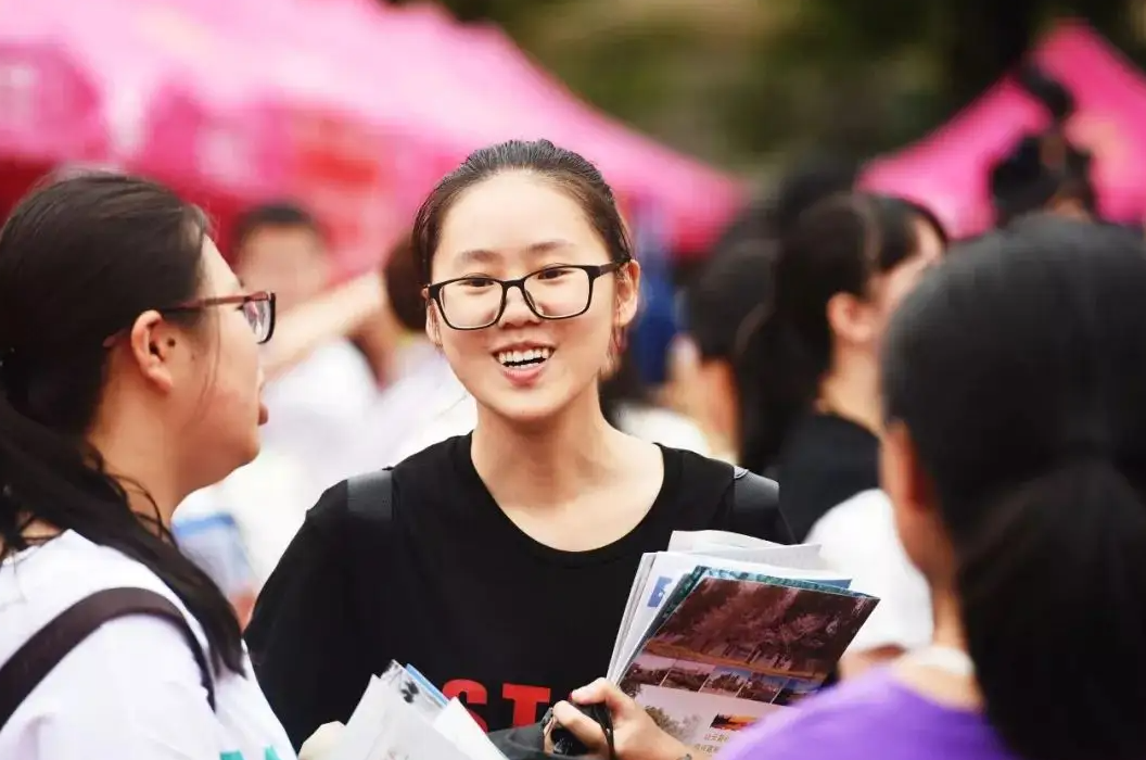 招聘|高考填报哪些专业的志愿,可以进国家电网?虽不能发财但胜在稳定