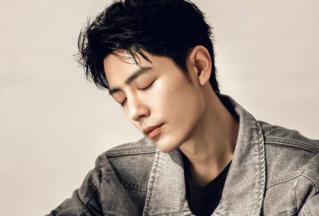 肖战|张小寒辟谣肖战“大瓜”，舆情却并未消散，《爱豆新闻》霸气回应