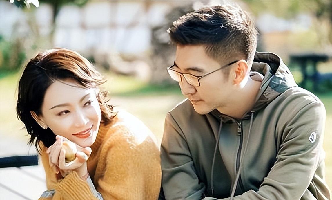 一进门就当后妈，富豪丈夫多次被曝婚外情，结婚14年陈数图什么？