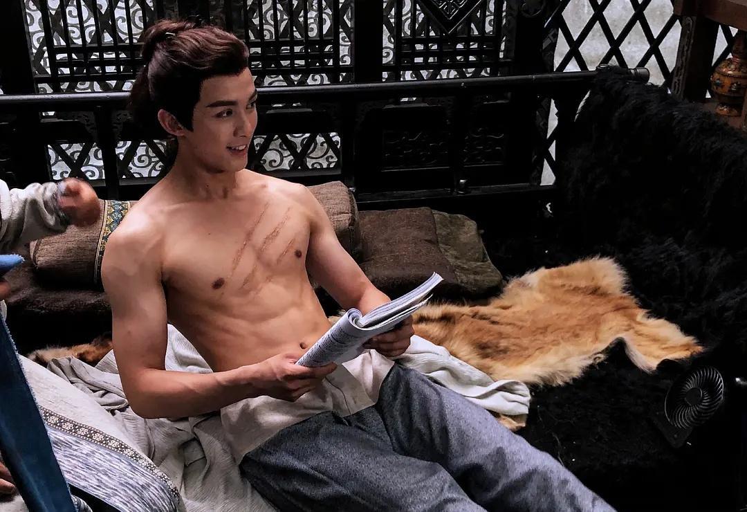 陈瑶|在暴雪时分来袭!吴磊赵今麦定了,墨宝非宝全程跟组,爆款预订